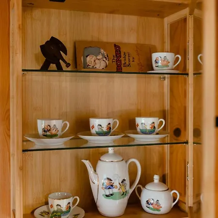 With Blixen Kitchen In Mulbjerg Hills Storvorde