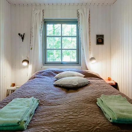 With Blixen Kitchen In Mulbjerg Hills Semesterbostad Storvorde